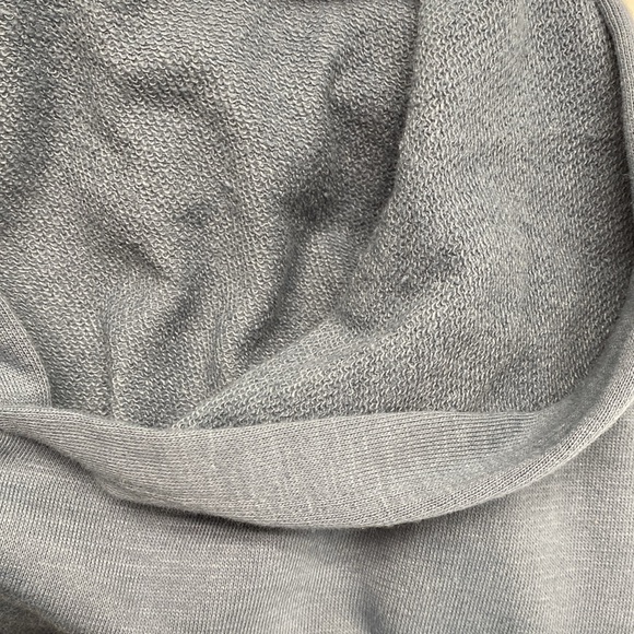 Forever 21 XXI Men’s distressed hoodie - Picture 4 of 5